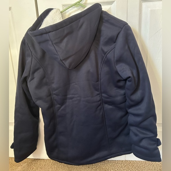 Navy Winter Coat | Jiang Wu - Picture 2 of 4